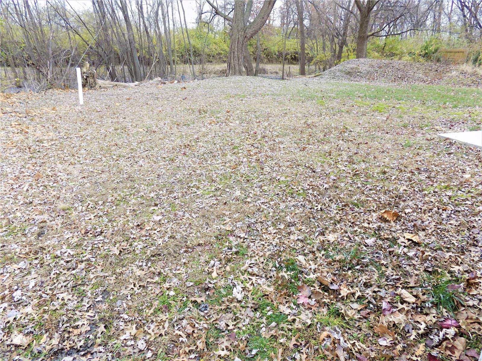444 Old Rock Road Granite City, IL 62040 - Photo 6 of 32 Gallery Image 6