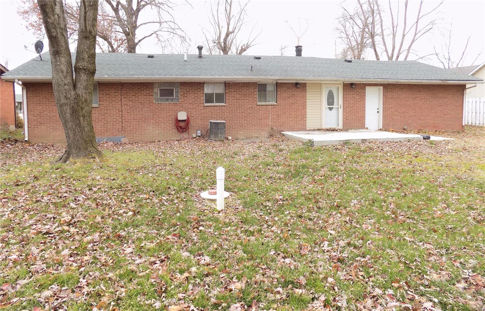 444 Old Rock Road Granite City, IL 62040 - Photo 7 of 32 Gallery Image 7