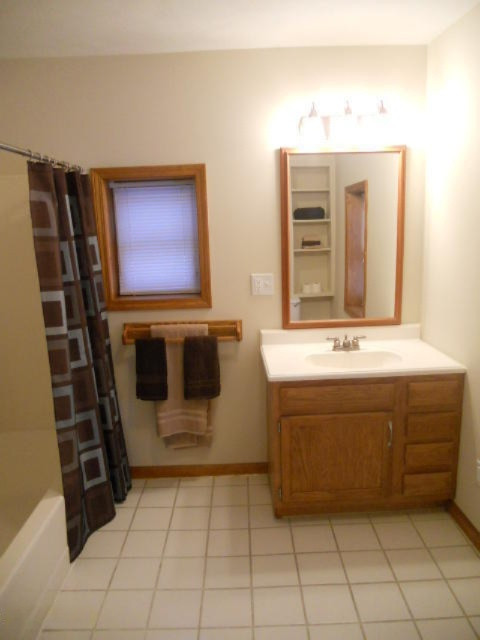 2118 Mt Olivet Road Kalamazoo, MI 49004 - Photo 8 of 18 DSCN0525