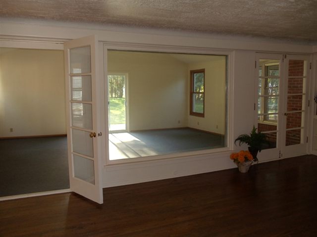 413 North University Road Spokane Valley, WA 99206 - Photo 2 of 6