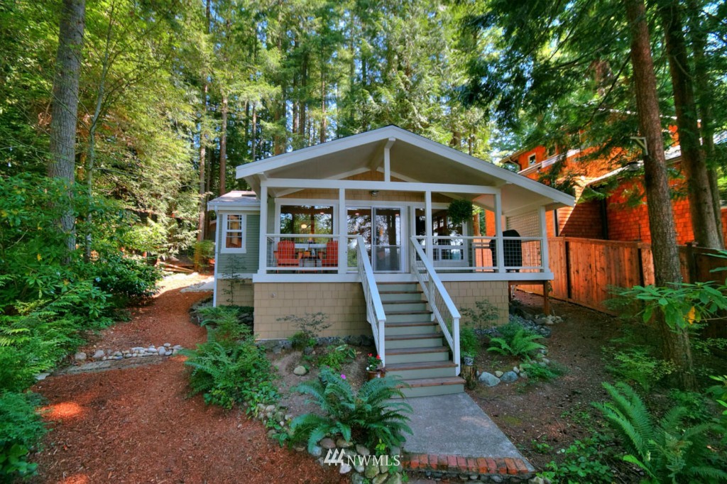 7249 Lake Alice Road Southeast Fall City, WA 98024 - Photo 1 of 25 Gallery Image 1