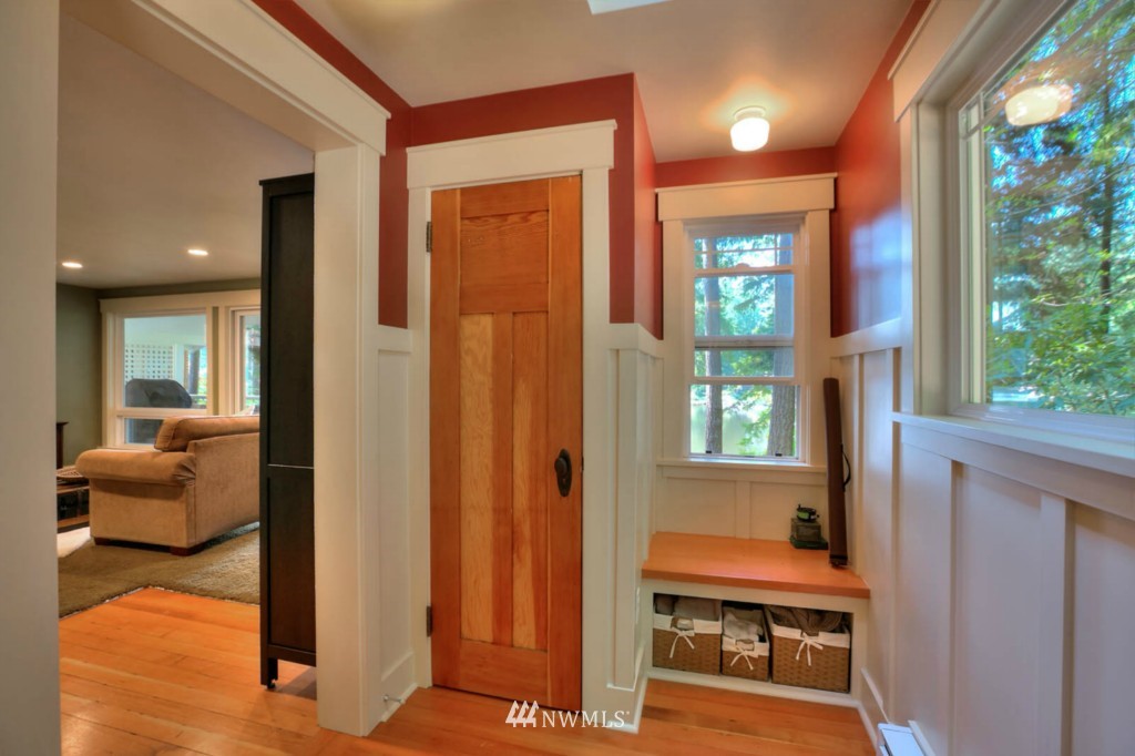 7249 Lake Alice Road Southeast Fall City, WA 98024 - Photo 12 of 25 Gallery Image 12