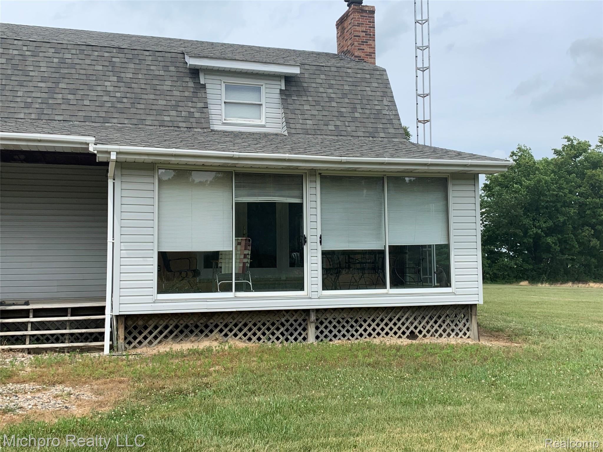 6806 Reside Road Imlay City, MI 48444 - Photo 33 of 66 IMG_6708.JPG
