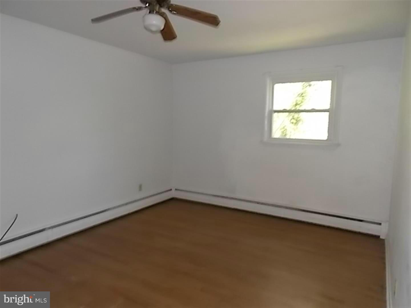 3 Roe Lane Arnold, MD 21012 - Photo 13 of 29 Bedroom