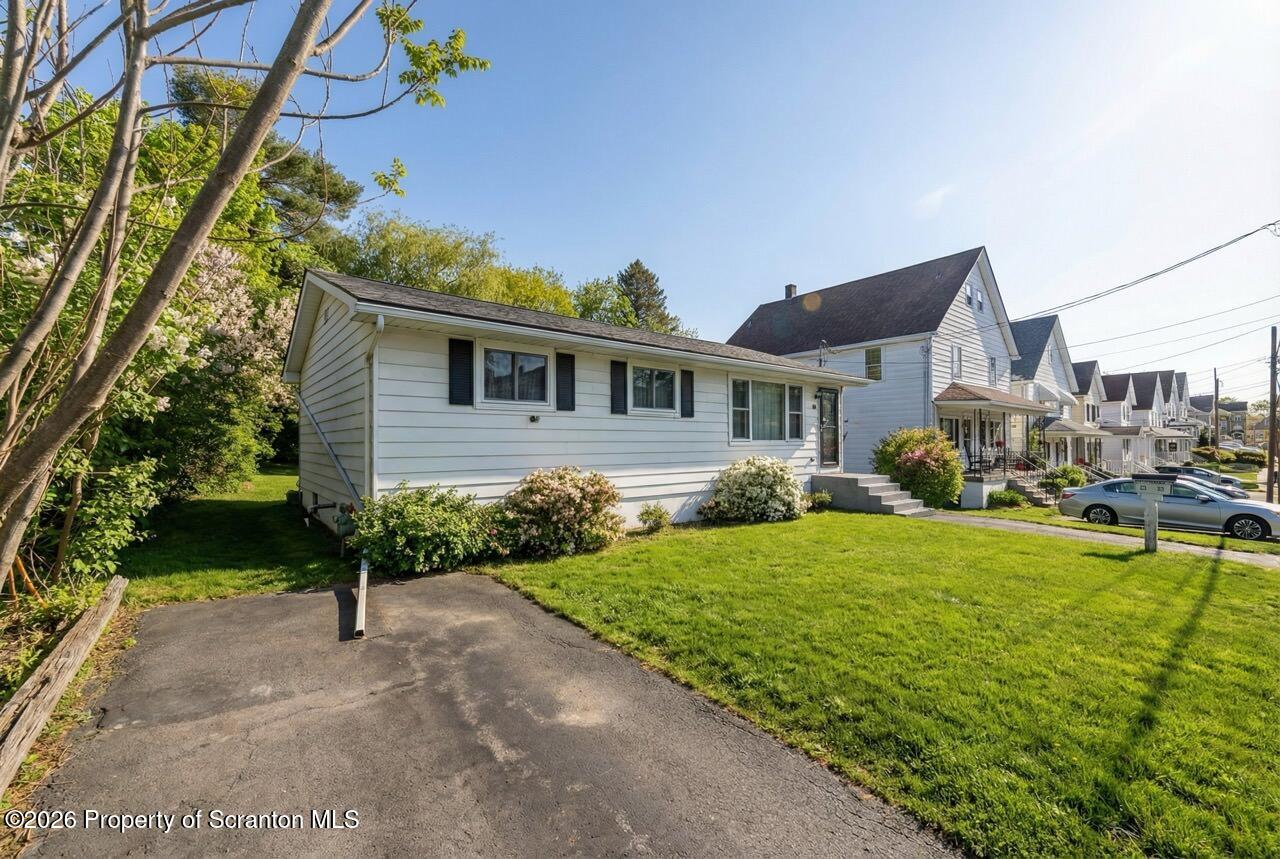 30 Glinko Street Scranton, PA 18504 - Photo 39 of 41 a front view of a house with garden