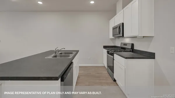 $309,990 | 213 Varner Way, Lockhart, TX 78644