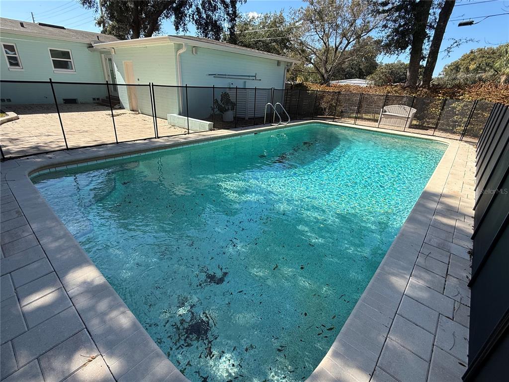 2801 Nancy Street Orlando, FL 32806 - Photo 28 of 39 a view of a backyard