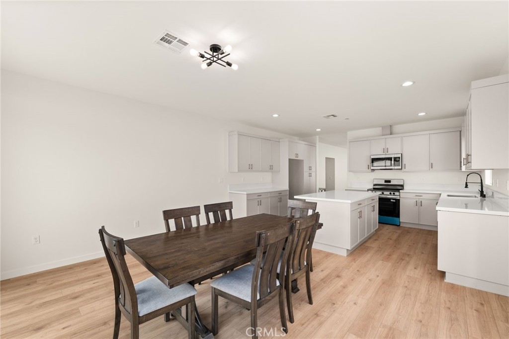 29232 Piping Rock Road Menifee, CA 92586 - Photo 12 of 40