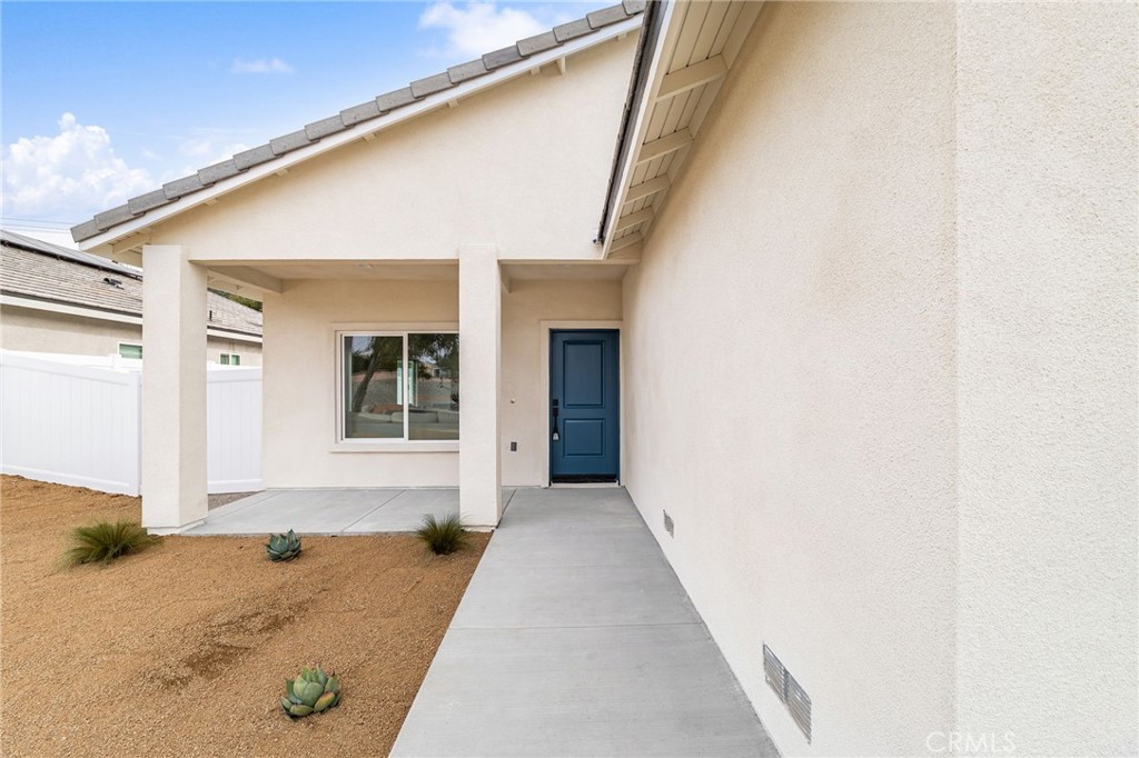 29232 Piping Rock Road Menifee, CA 92586 - Photo 4 of 40