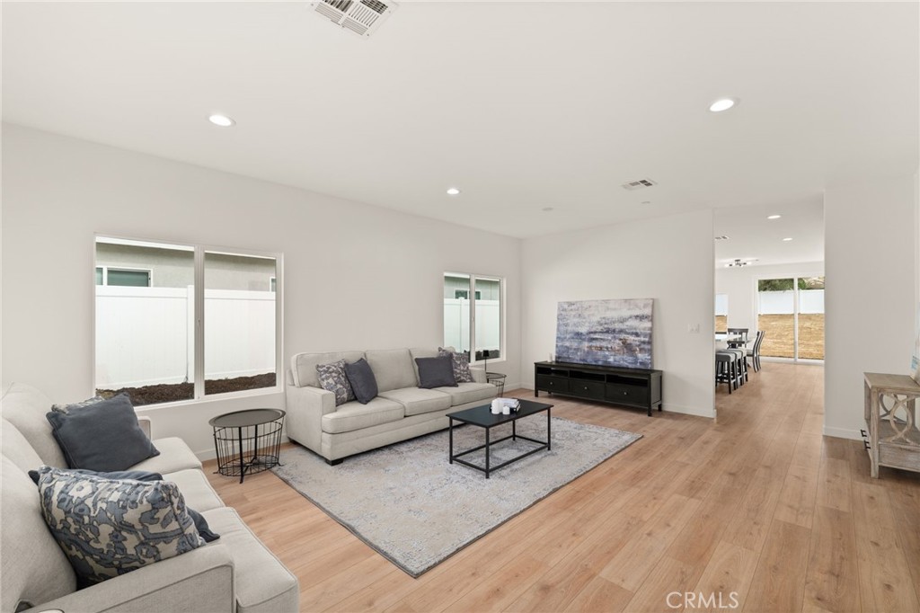 29232 Piping Rock Road Menifee, CA 92586 - Photo 6 of 40