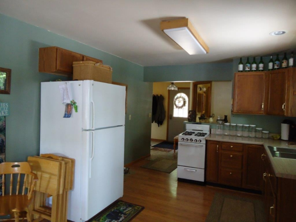 500 McLachlan Point Road Evart, MI 49631 - Photo 11 of 29 Kitchen 2