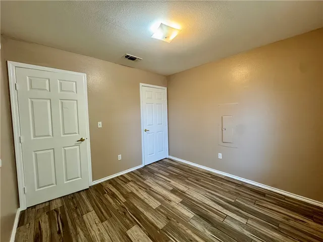 $1,500 | 813 3rd Street, Sinton, TX 78387