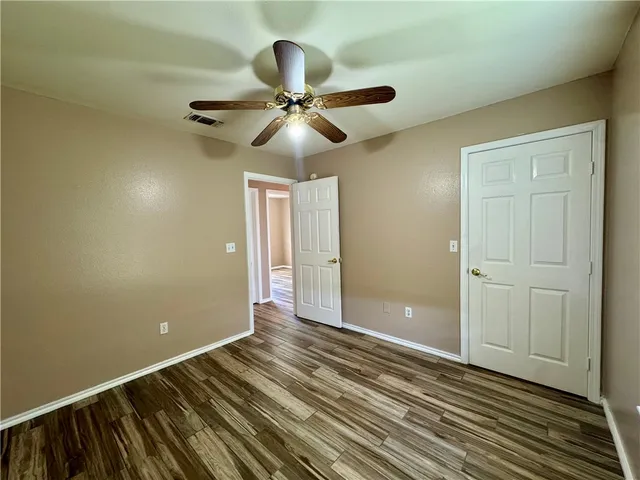 $1,500 | 813 3rd Street, Sinton, TX 78387