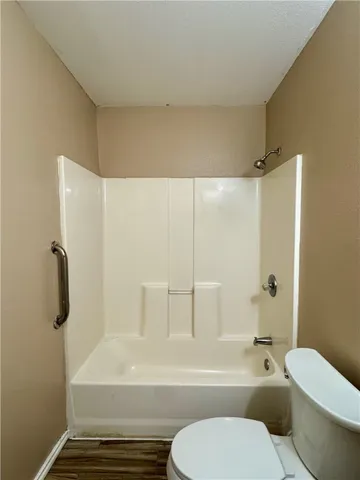 $1,500 | 813 3rd Street, Sinton, TX 78387