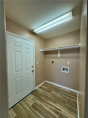 $1,500 | 813 3rd Street, Sinton, TX 78387