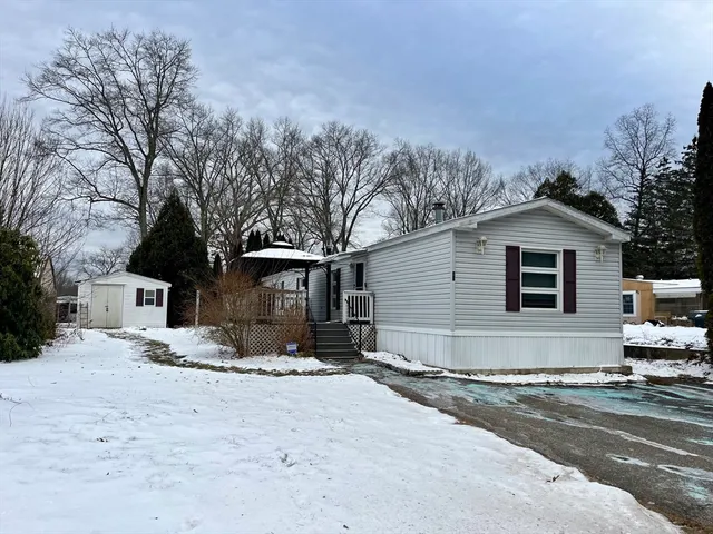 $199,000 | 20 Conestoga Trail, Brookfield, MA 01506