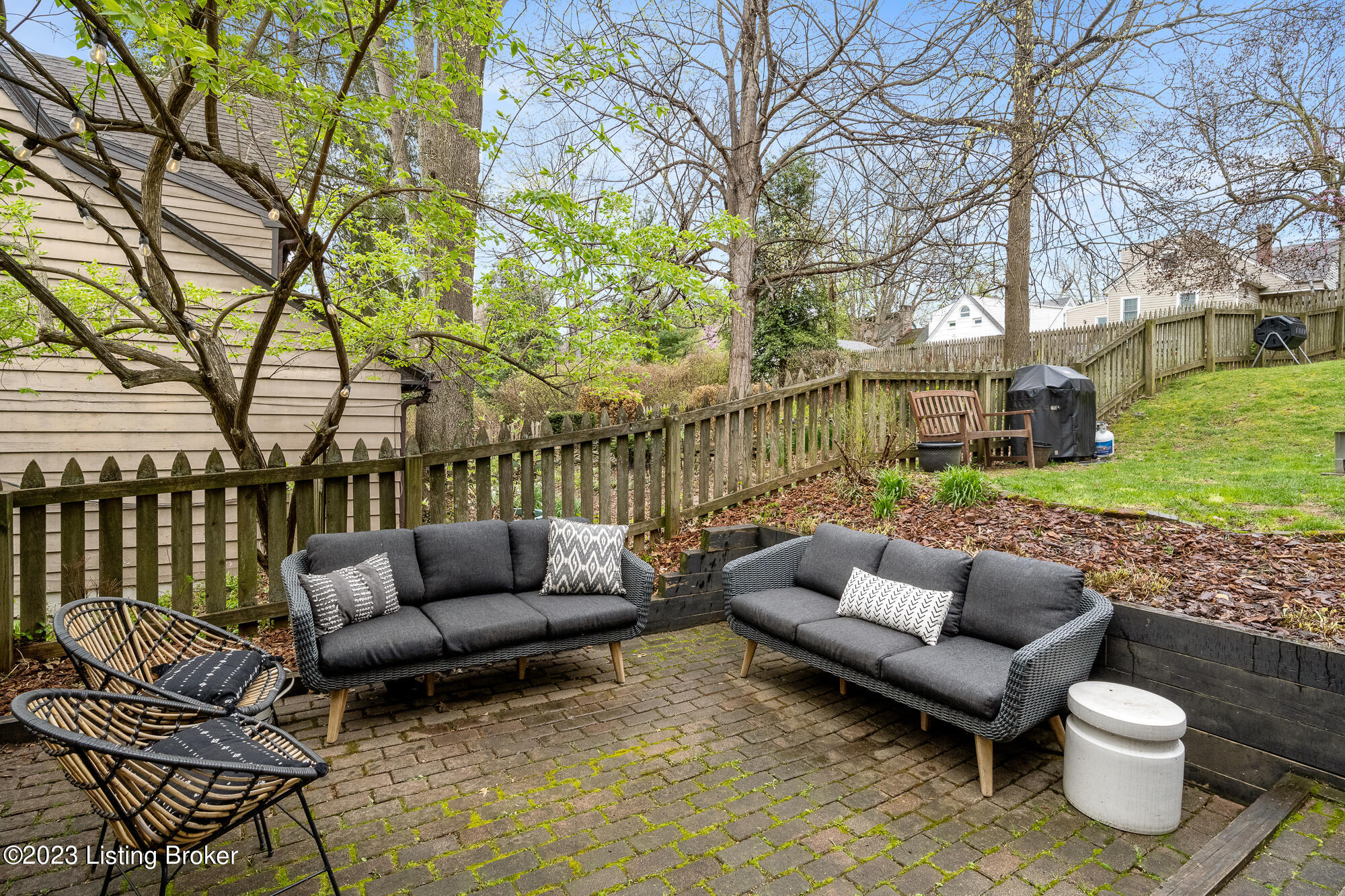 1820 Gresham Road Louisville, KY 40205 - Photo 40 of 46 1820 Gresham Rd-42