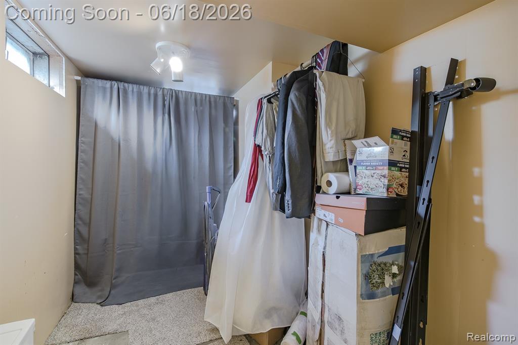 880 Joslyn Road Lake Orion, MI 48362 - Photo 32 of 45