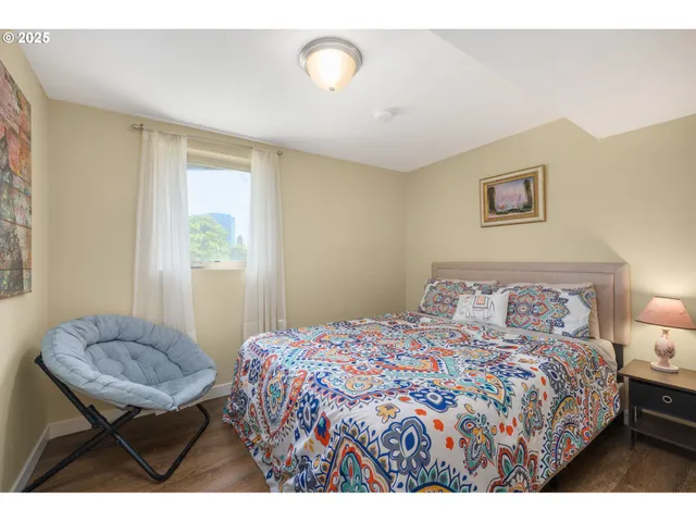 $585,000 | 117 South Arthur Street, Portland, OR 97201