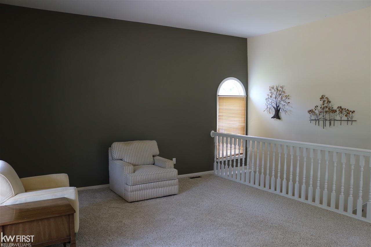 4020 Pebble Ridge Court Fenton, MI 48430 - Photo 8 of 20 21466857-7.JPG