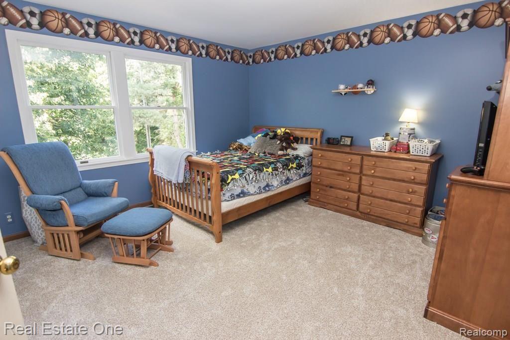 7660 Holcomb Road Clarkston, MI 48348 - Photo 24 of 42 IMG_5323.jpg