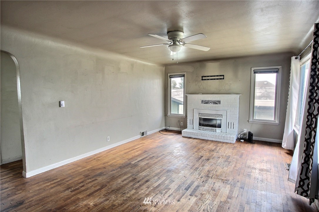 1117 North 34th Street Renton, WA 98056 - Photo 6 of 15