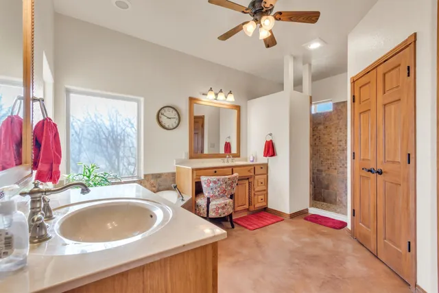 $490,000 | 329 Sunrise Hills, Lampasas, TX 76550