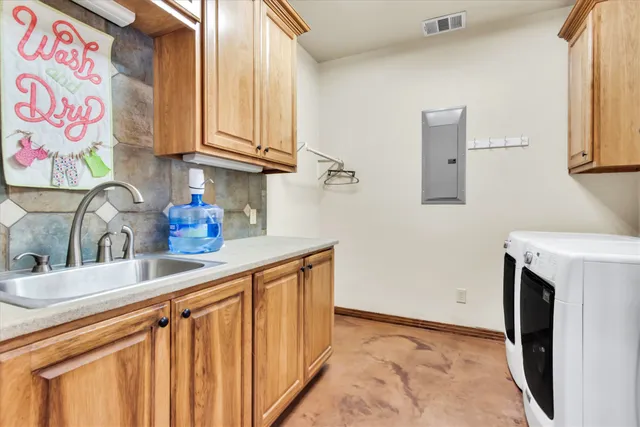 $490,000 | 329 Sunrise Hills, Lampasas, TX 76550