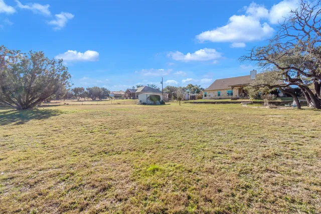 $490,000 | 329 Sunrise Hills, Lampasas, TX 76550