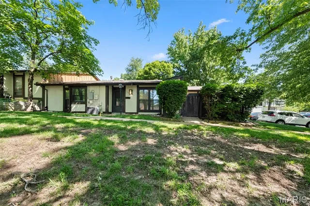$74,000 | 11151 Whispering Oaks Drive, St. Louis, MO 63136