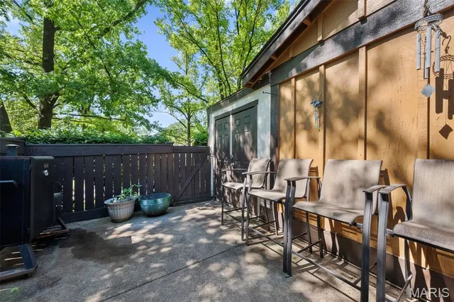 $74,000 | 11151 Whispering Oaks Drive, St. Louis, MO 63136