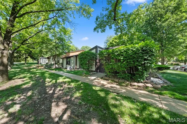$74,000 | 11151 Whispering Oaks Drive, St. Louis, MO 63136