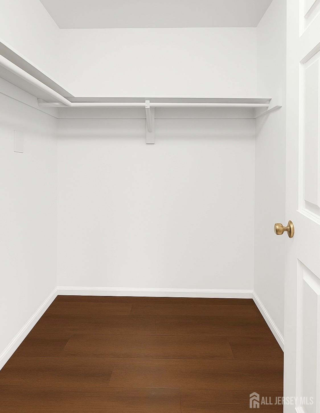 340 Bowler Court Piscataway, NJ 08854 - Photo 15 of 16 a view of small space