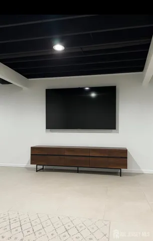 $3,000 | 340 Bowler Court, Piscataway, NJ 08854