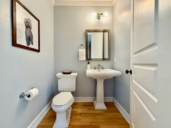 $999,999 | 349 East Mallory Circle, Delray Beach, FL 33483