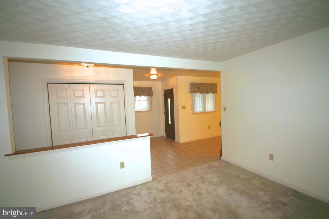 1772 Hossler Road Manheim, PA 17545 - Photo 3 of 48