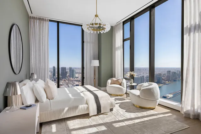 $65,000,000 | 430 East 58th Street, Unit PH80 | Sutton Place