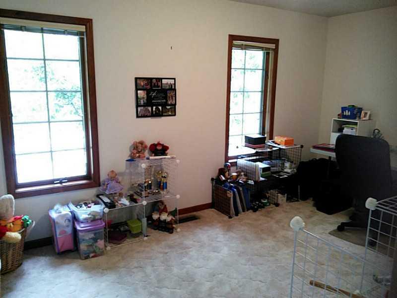 4521 Moss Ridge Lane Indianapolis, IN 46237 - Photo 13 of 22 Gallery Image 13