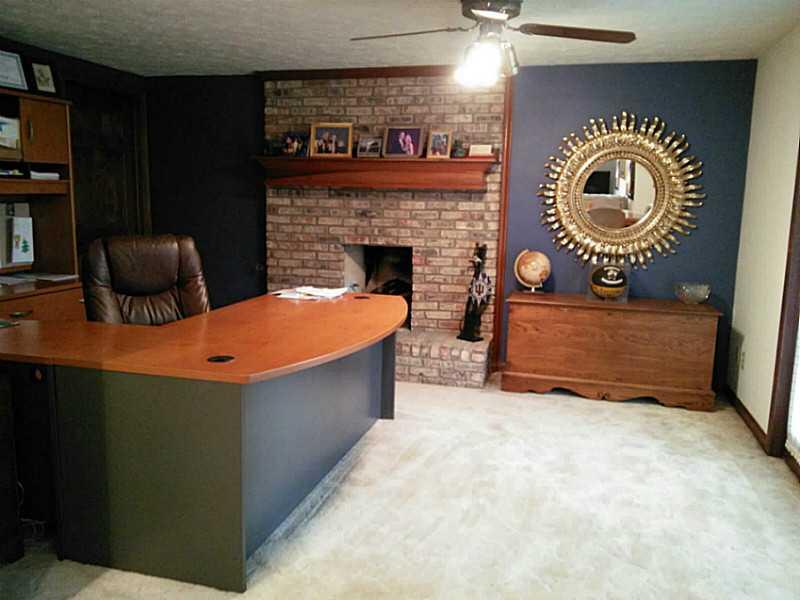 4521 Moss Ridge Lane Indianapolis, IN 46237 - Photo 16 of 22 Gallery Image 16