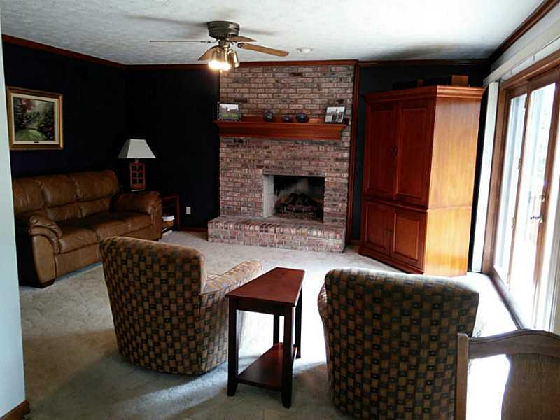 4521 Moss Ridge Lane Indianapolis, IN 46237 - Photo 9 of 22 Gallery Image 9
