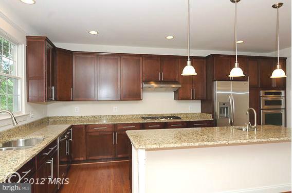 3900 Germantown Road Edgewater, MD 21037 - Photo 15 of 30 Kitchen