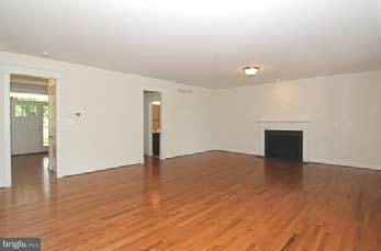 3900 Germantown Road Edgewater, MD 21037 - Photo 28 of 30 Family Room