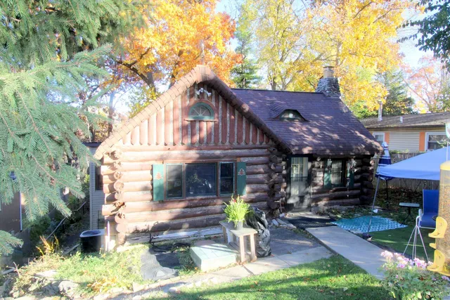 $120,000 | 312 North Cresthill Avenue, McHenry, IL 60051