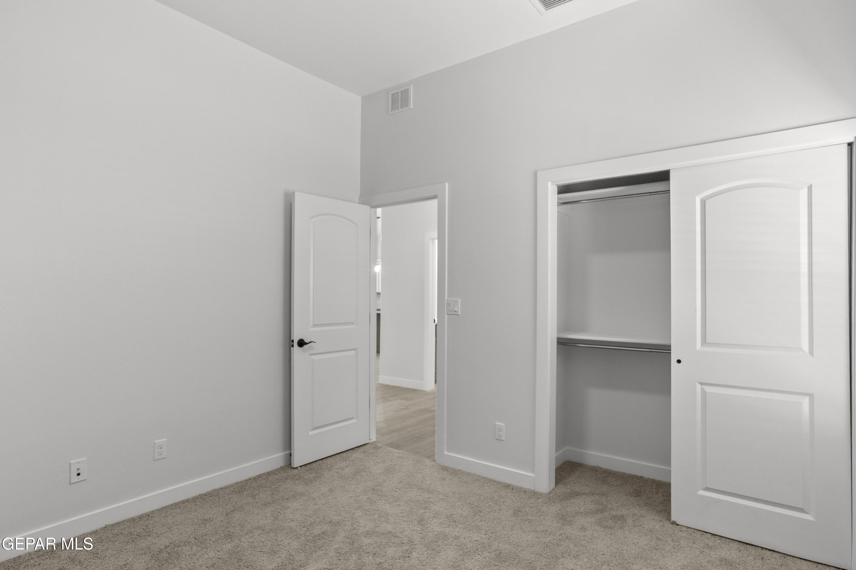 3877 Object Place El Paso, TX 79938 - Photo 6 of 20 DSC06714
