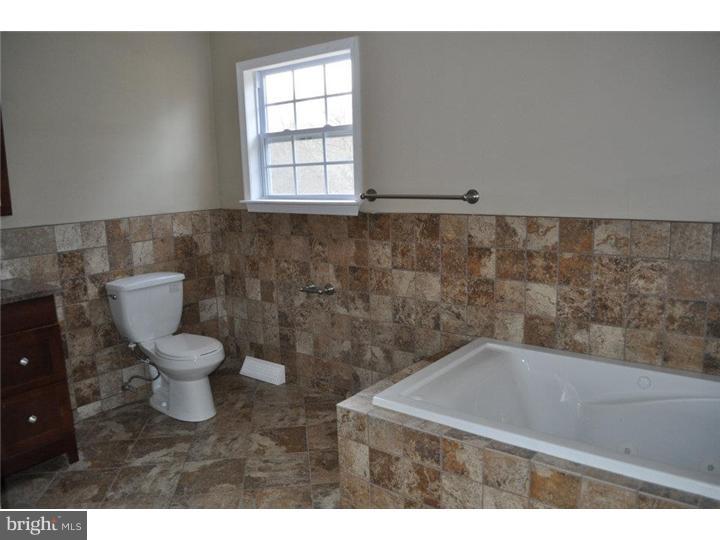 121 Woodstream Road Boothwyn, PA 19061 - Photo 14 of 24 Master Bathroom