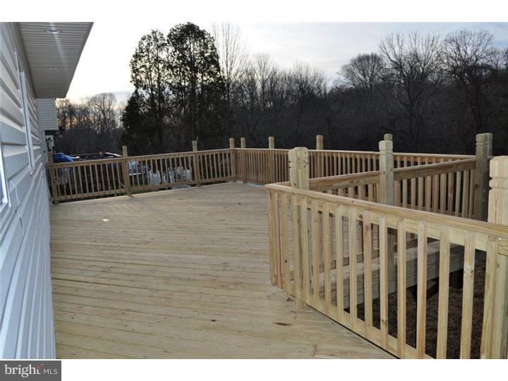 121 Woodstream Road Boothwyn, PA 19061 - Photo 21 of 24 Deck