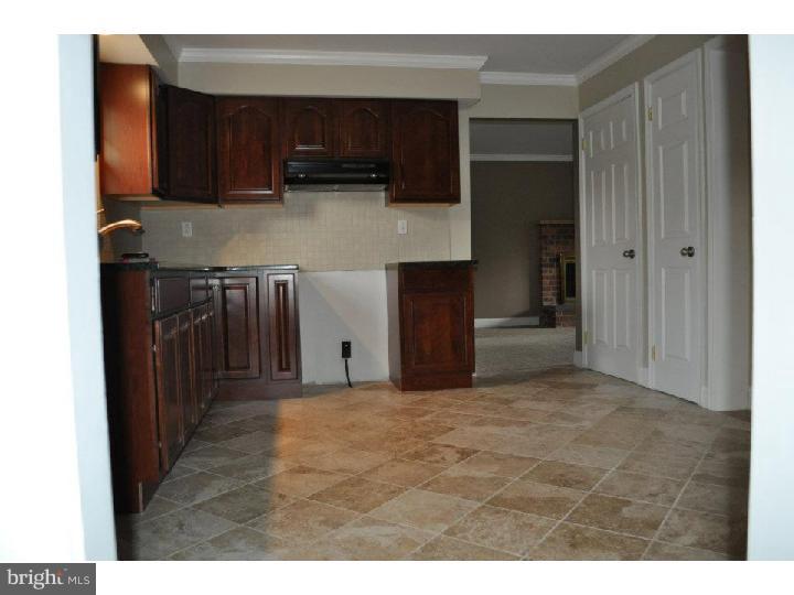 121 Woodstream Road Boothwyn, PA 19061 - Photo 9 of 24 Kitchen