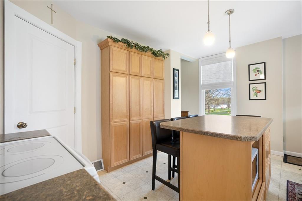 1734 Eastbrook Road New Castle, PA 16101 - Photo 8 of 17 Gallery Image 8