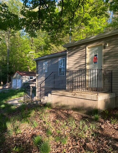 10196 Bellevue Road Battle Creek, MI 49014 - Photo 5 of 18 IMG_5936