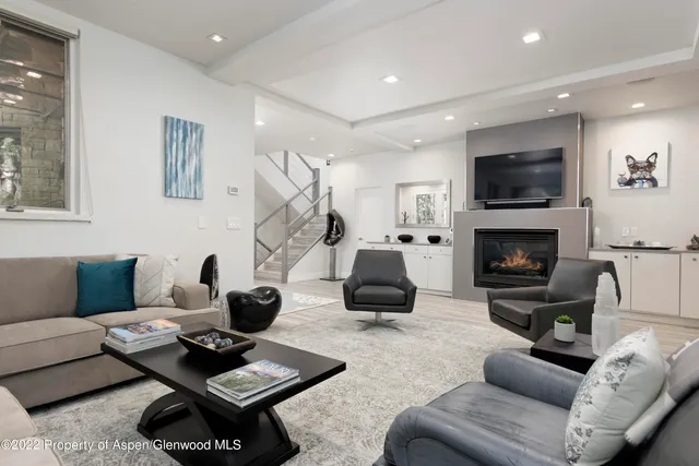 $28,000 | 736 West Smuggler Street, Aspen, CO 81611